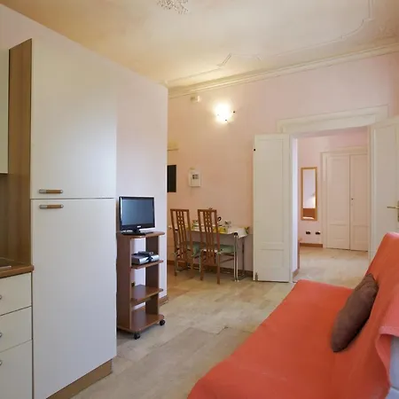 Apartment Fiorita *