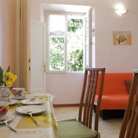 Fiorita Apartment Ghiffa
