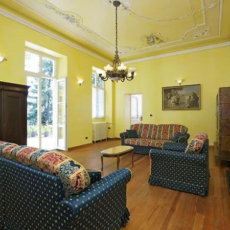 Fiorita Apartment *