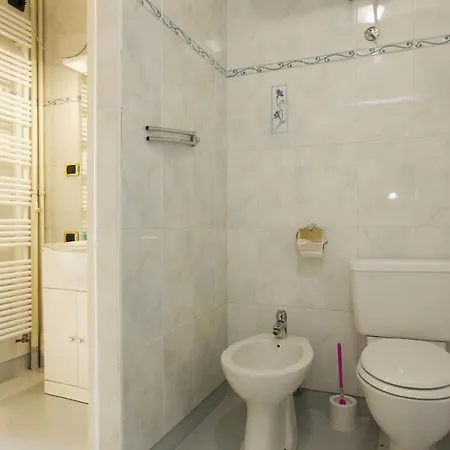 Fiorita Apartment Ghiffa