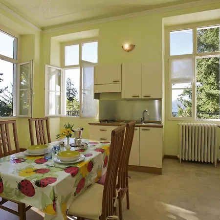 Fiorita Apartment
