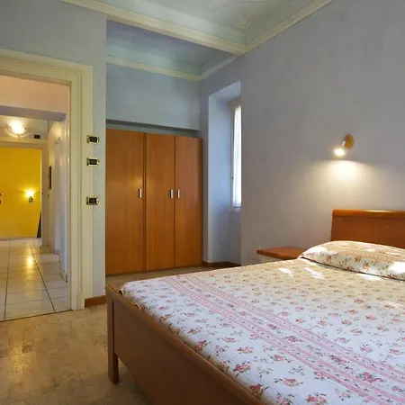 Fiorita Apartment Ghiffa