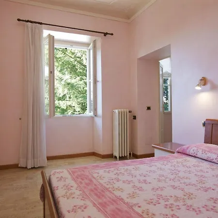 Fiorita Apartment *