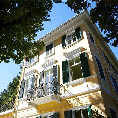 Apartment Fiorita *